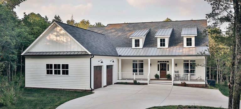 modern farmhouse 155D-0070 houseplansandmore.com